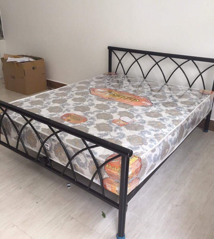 Giường sắt kiểu gỗ cao cấp 160×200