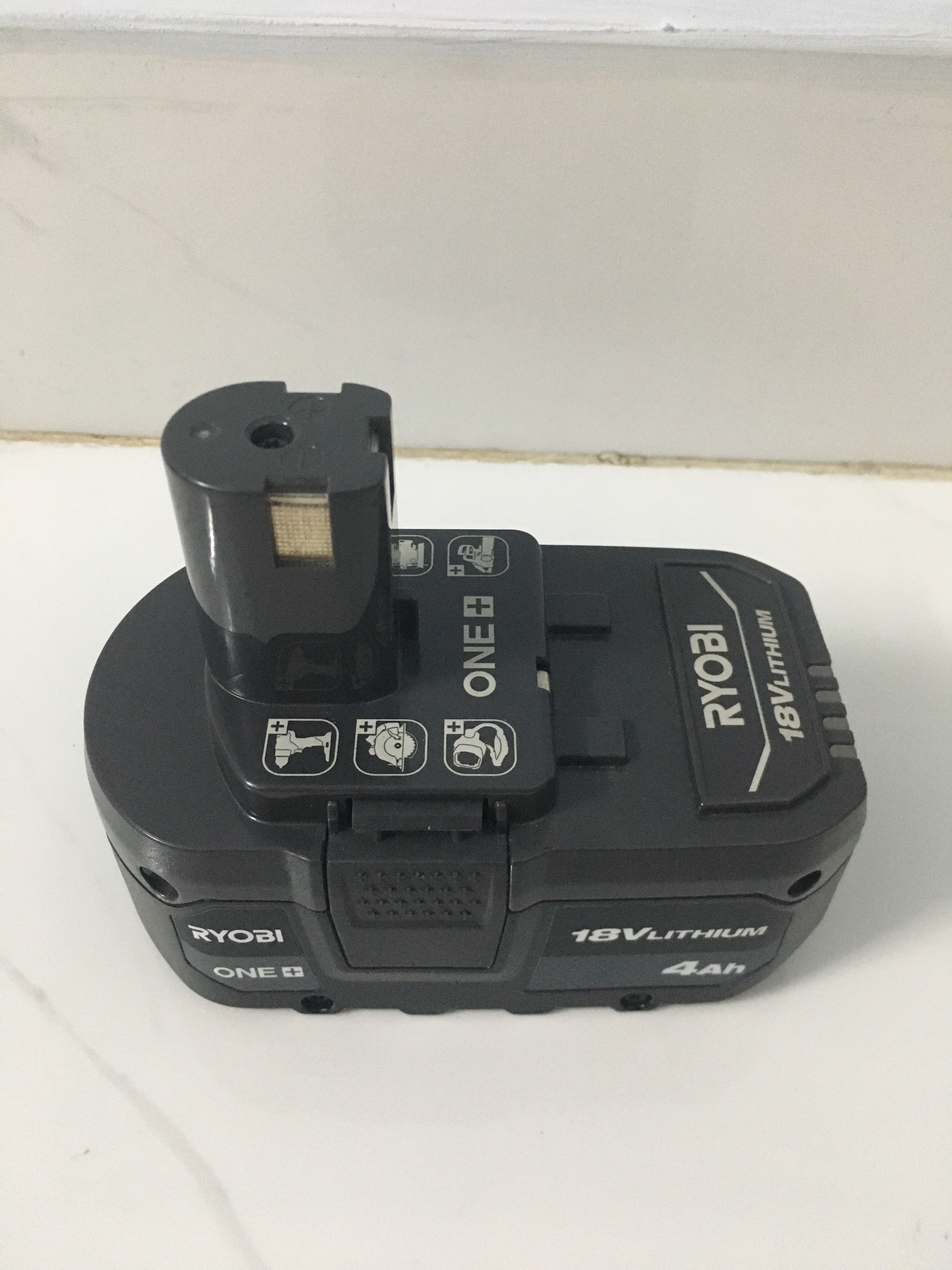 Pin ryobi 18V 4Ah