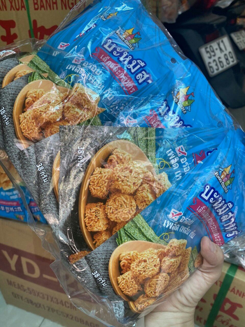 SANACK MÌ VIEN RONG BIỂN
