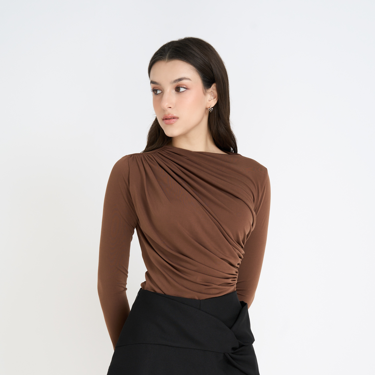 Áo Thun Ôm Rayon Nhún Kiểu Tay Dài Maybi, Áo Ôm Body Dài Thời Trang Nữ Hiện Đại Trẻ Trung