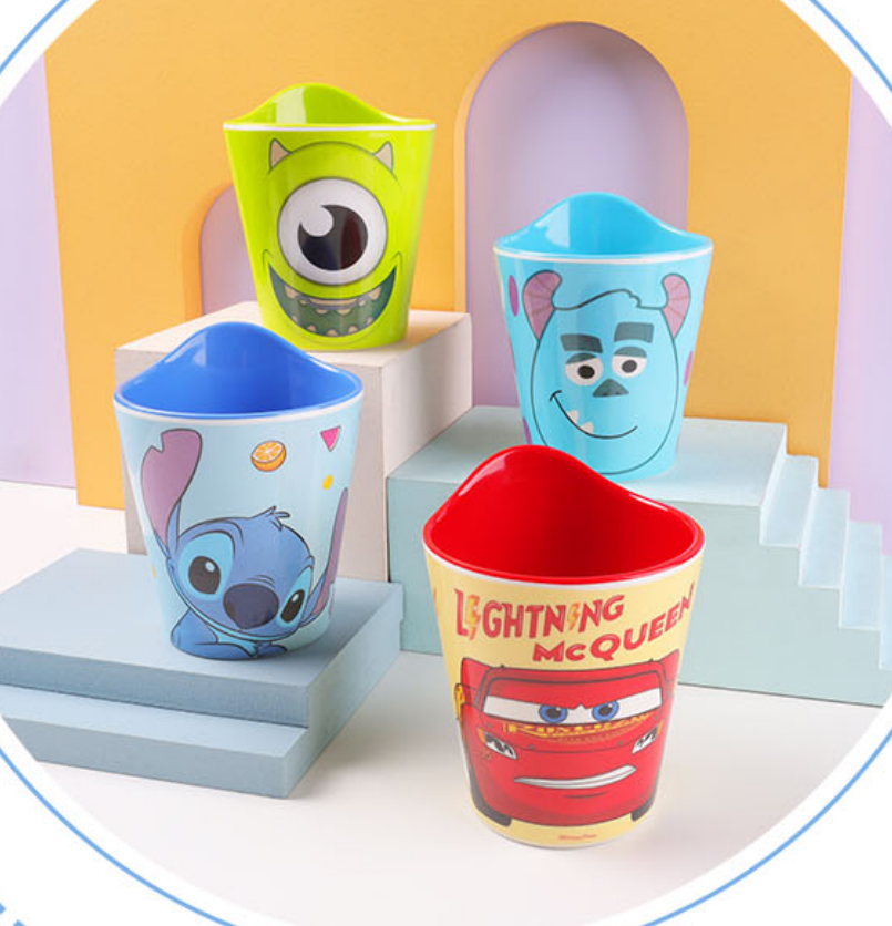Ly Melamine 2 màu xịn xò cho bé