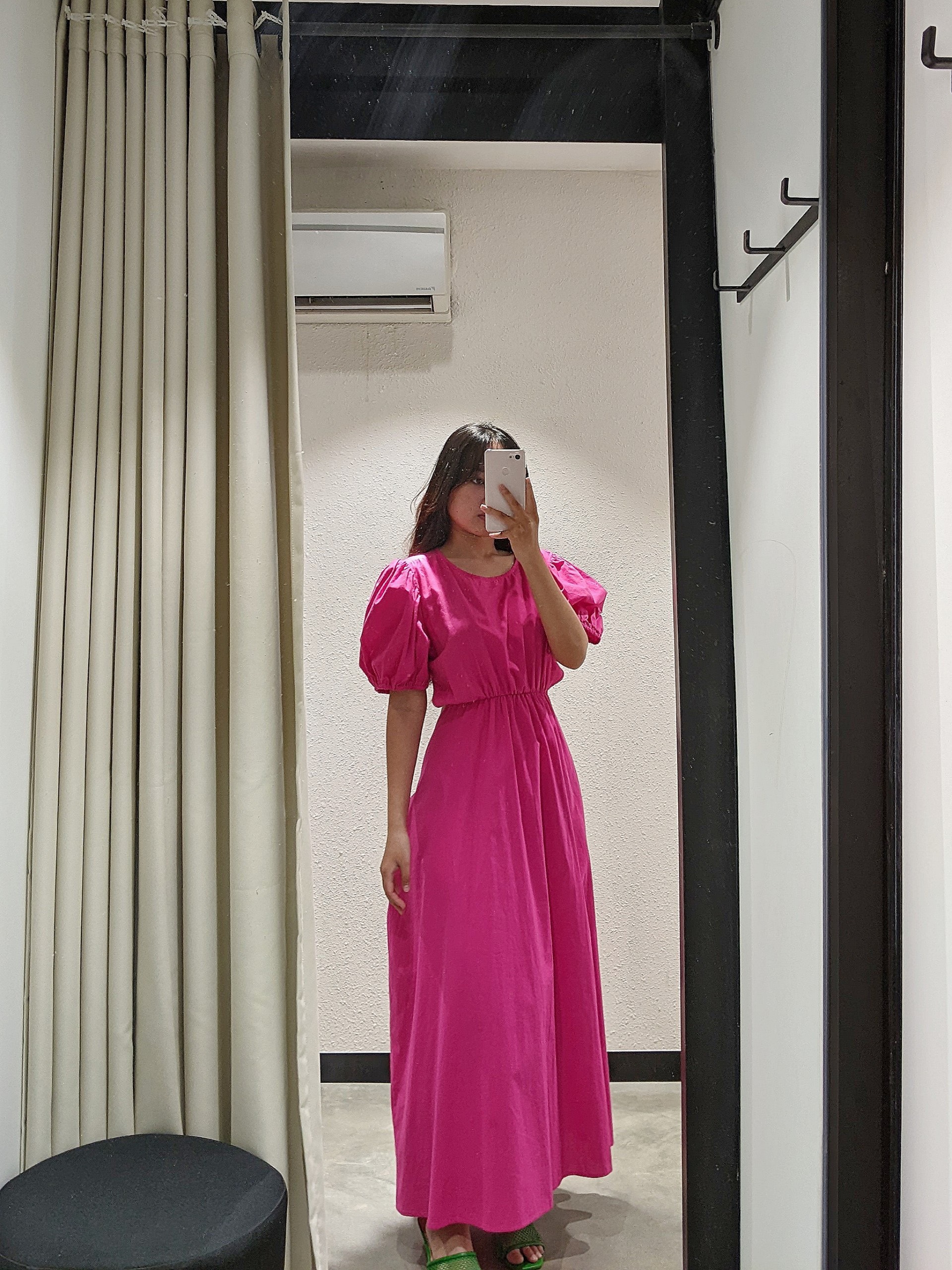 DOTTIE - Đầm midi tay phồng hở lưng nữ xanh dương D0253