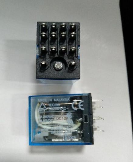 rơ le trung gian 14chân điện áp 12v