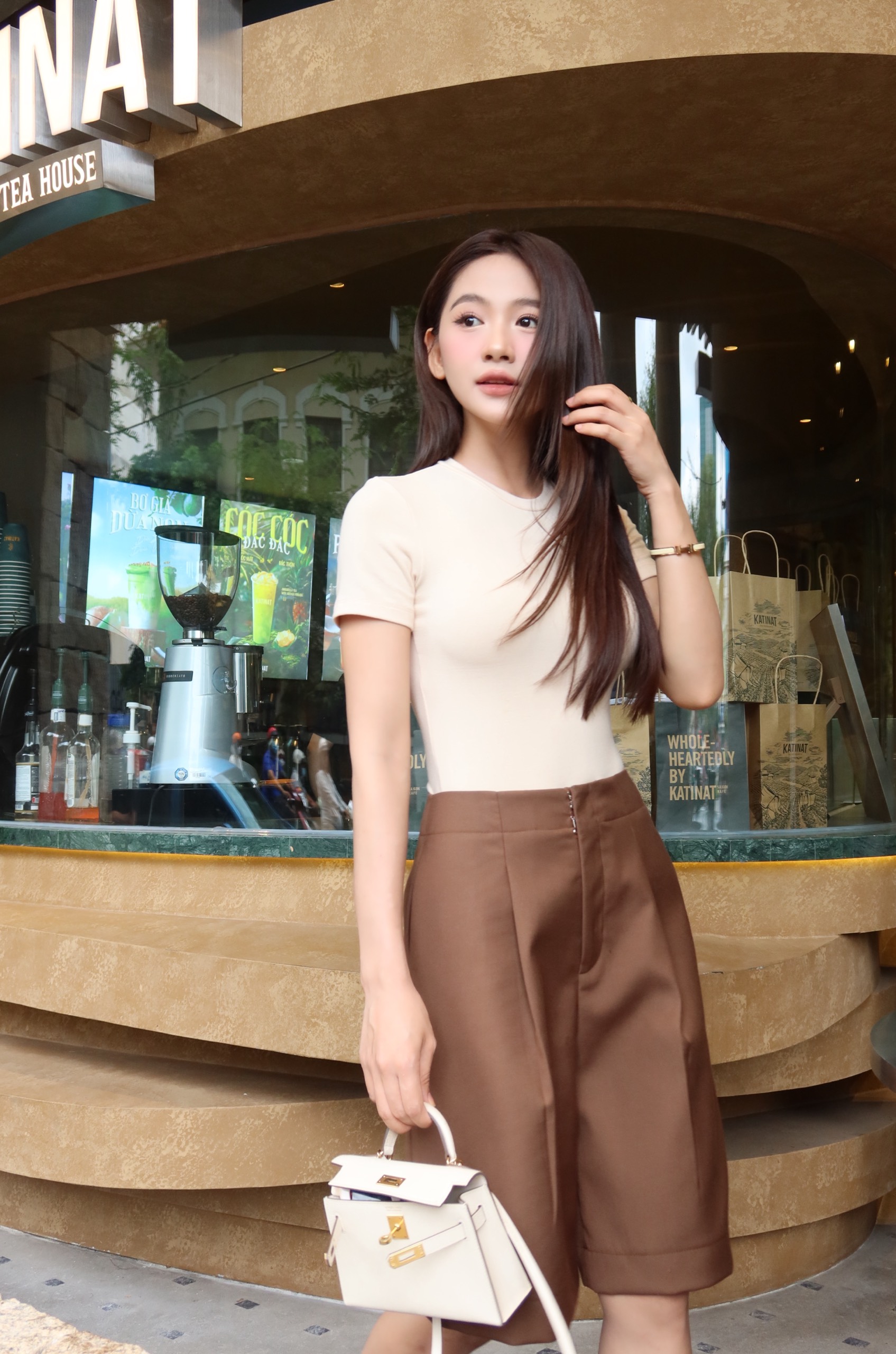 Quần short ngố BASIC DANA SHORT