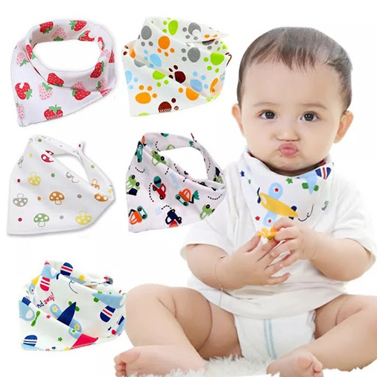 Khăn yếm xô tam giác có cúc bấm cho bé