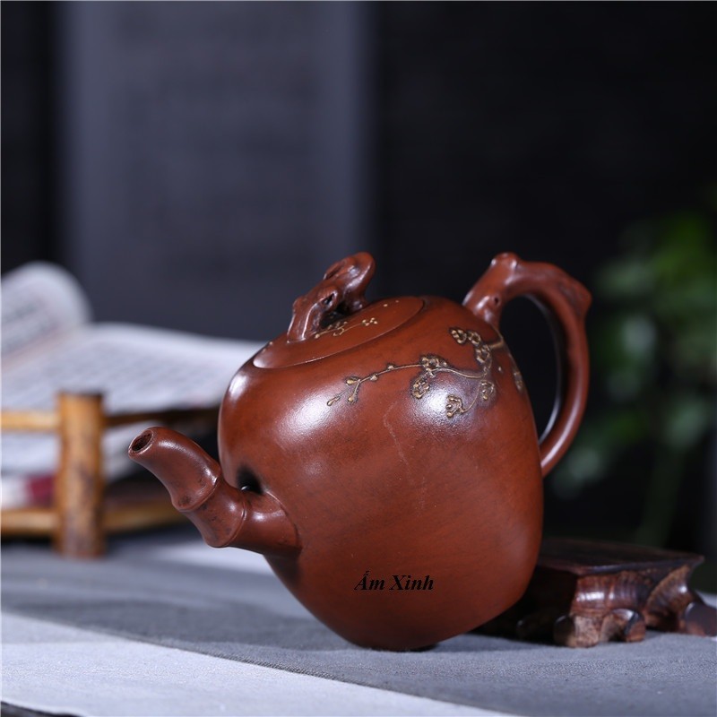 Ấm Tử Sa Nghi Hưng Báo Xuân Hoa