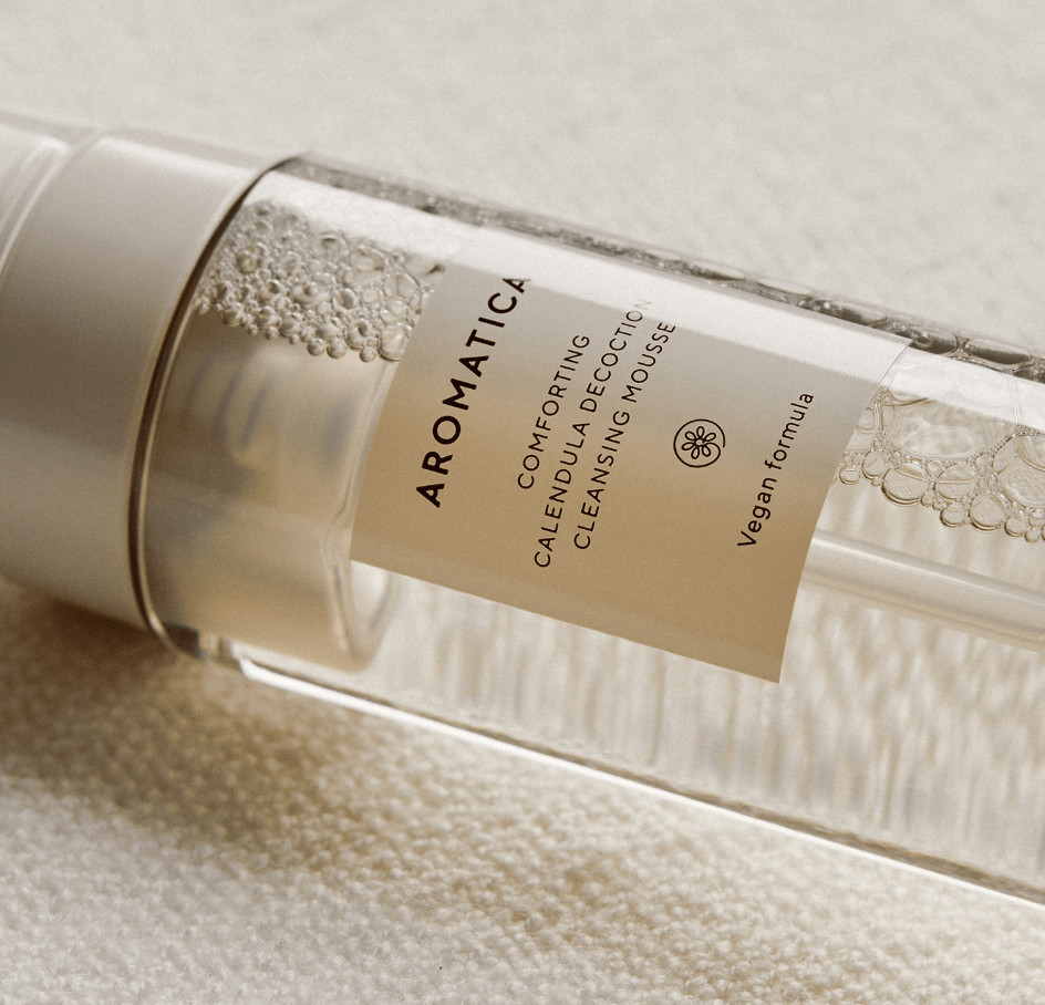 Bọt rửa mặt AROMATICA Comforting Calendula Decoction Cleansing Mousse 170ml