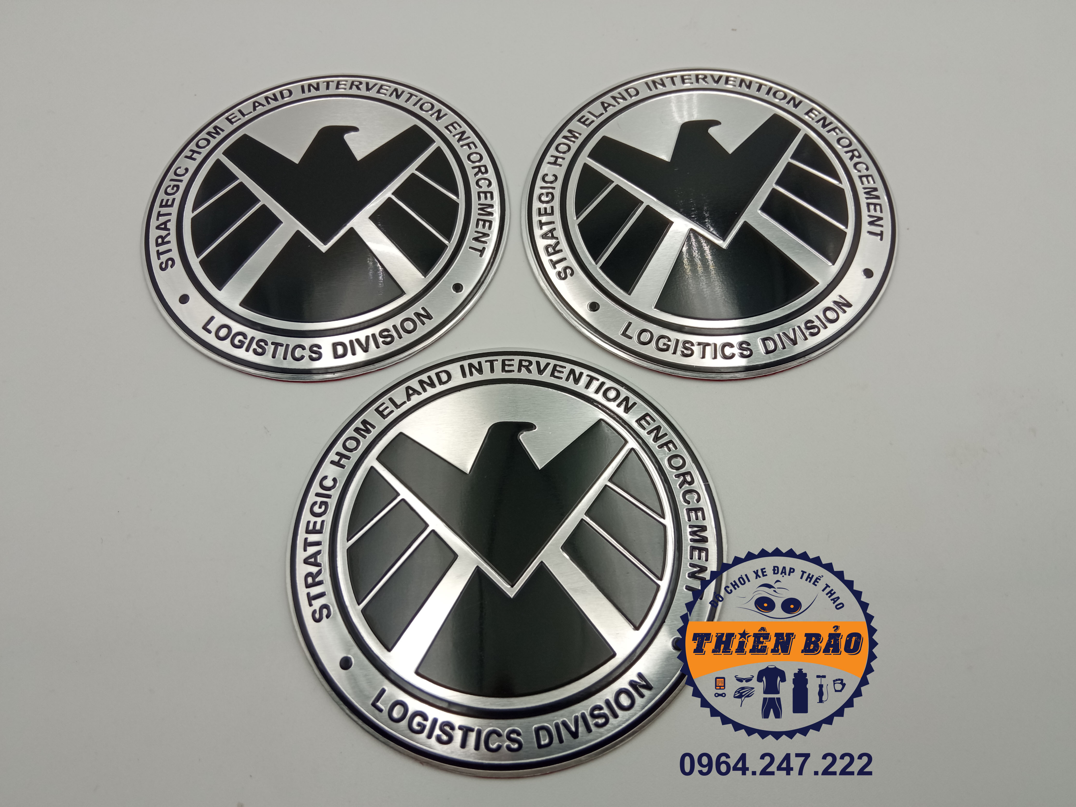 Tem dán xe logo Shield Vector decal dán xe thân đen nền trắng #8