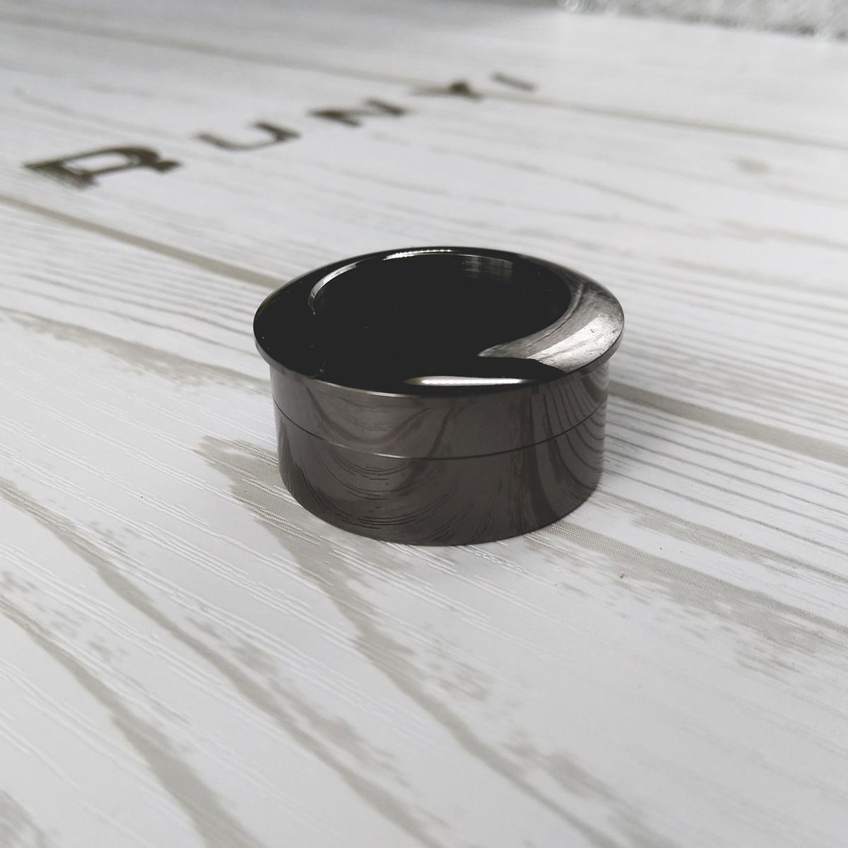 [HCM]Hộp thiếc tròn đựng đá quý (màu đen bóng 3cm)