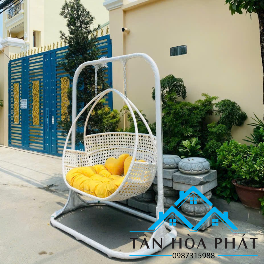 Xích đu đôi thư giãn, xích đu ngoài trời trắng-nệm vàng - nội thất đại thành