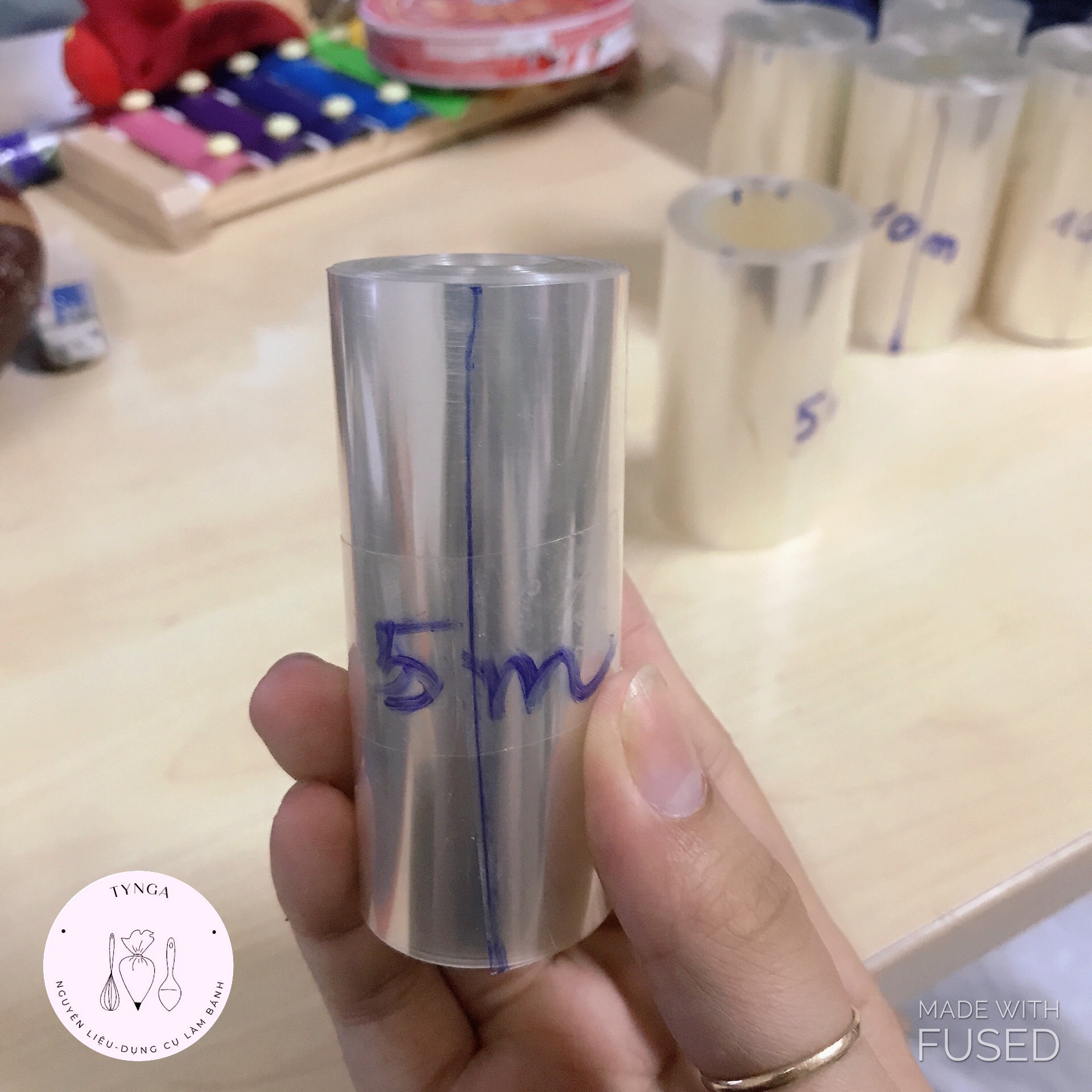 [Freeship + Quà Tặng 10k ]Cuộn mica bọc thành bánh mousse cao 8cm