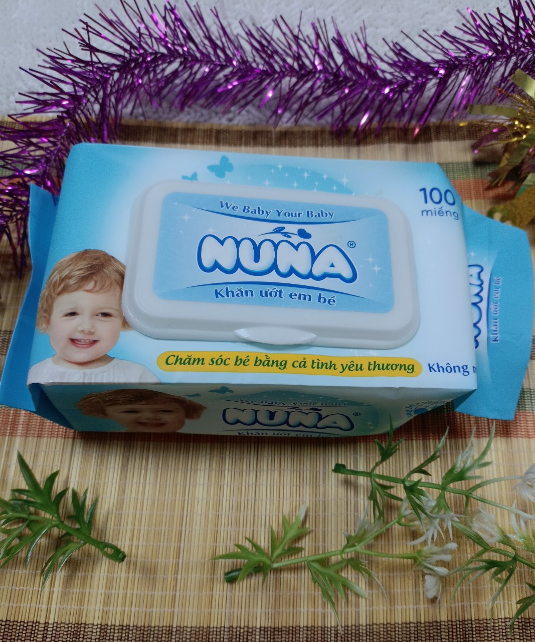 Khăn ướt Nuna 100 miếng không mùi, không cồn cho bé