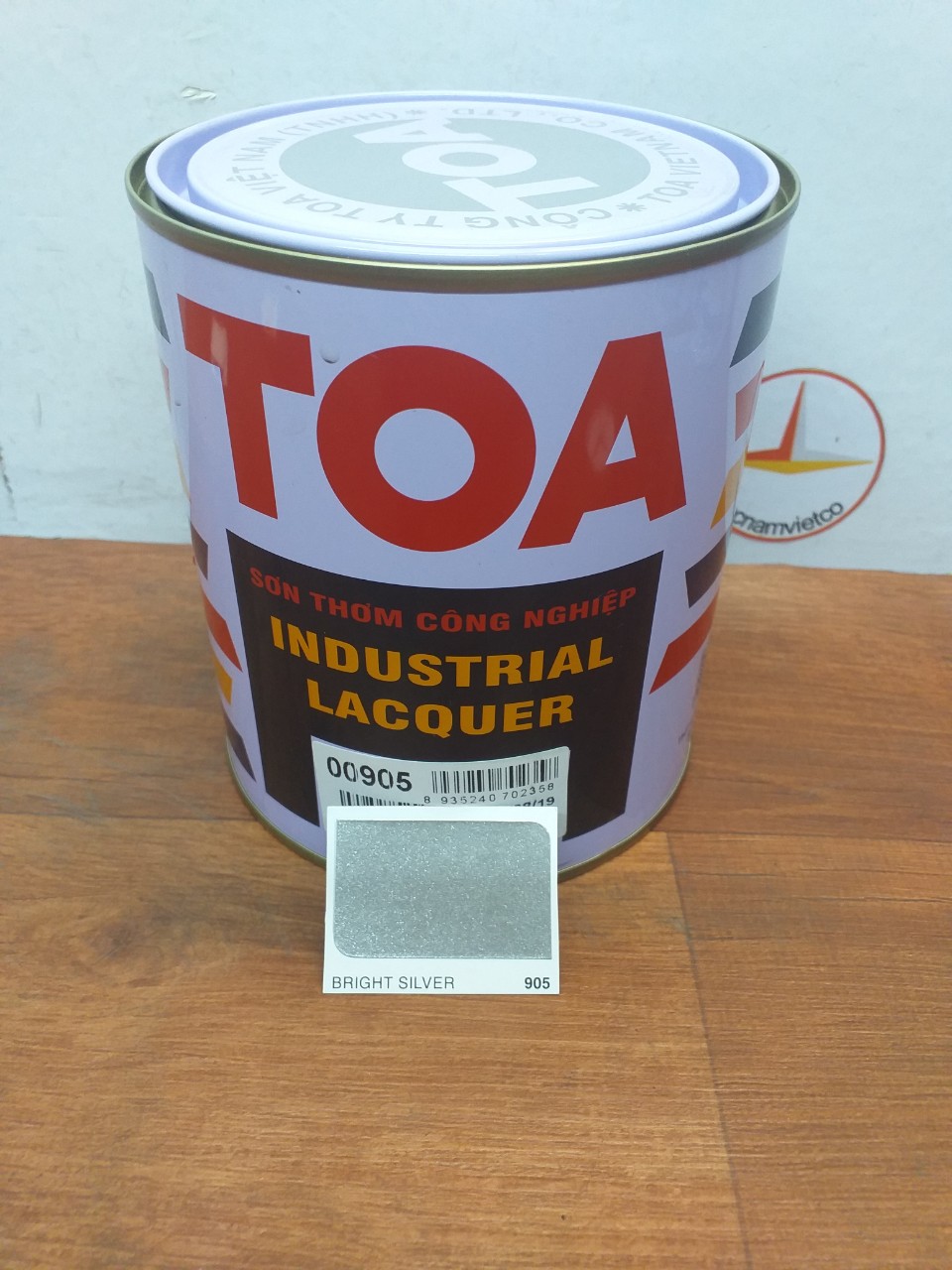 Sơn thơm công nghiệp Toa màu bạc sáng 905 875ML