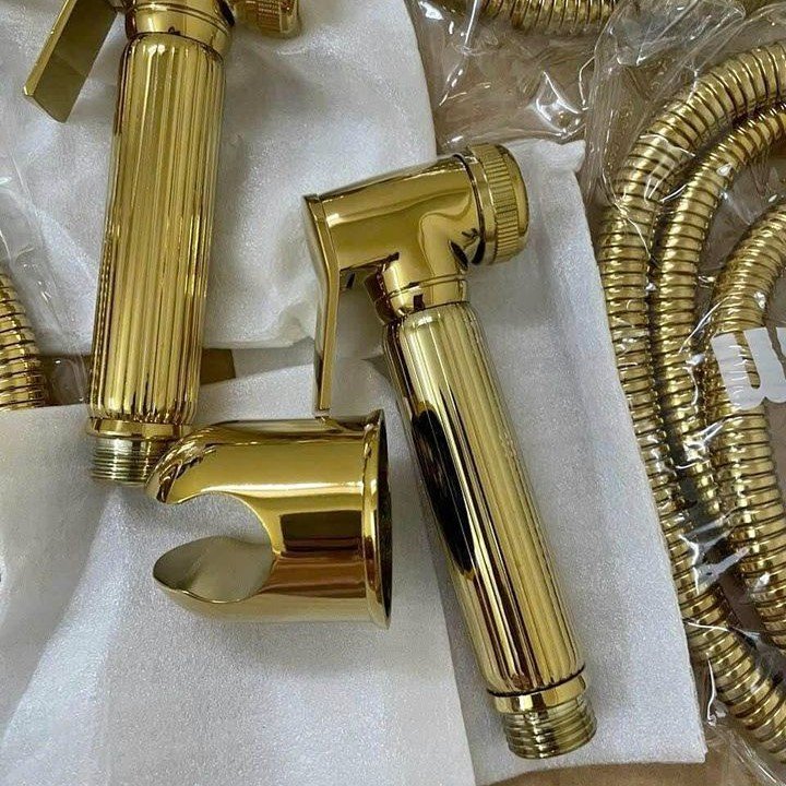 Vòi Xịt Vệ Sinh Bằng Đồng Mạ Màu Vàng