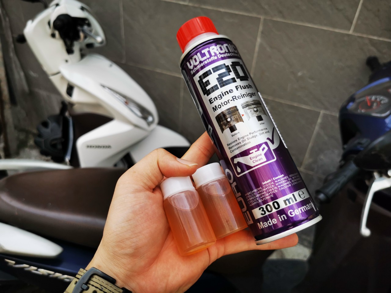 [HCM]Phụ Gia Xúc rửa động cơ Voltronic E20 Engine Flush 60ml - VE2030