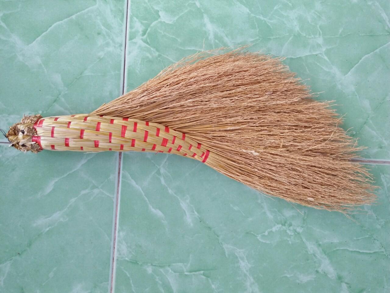 Chổi Rơm
