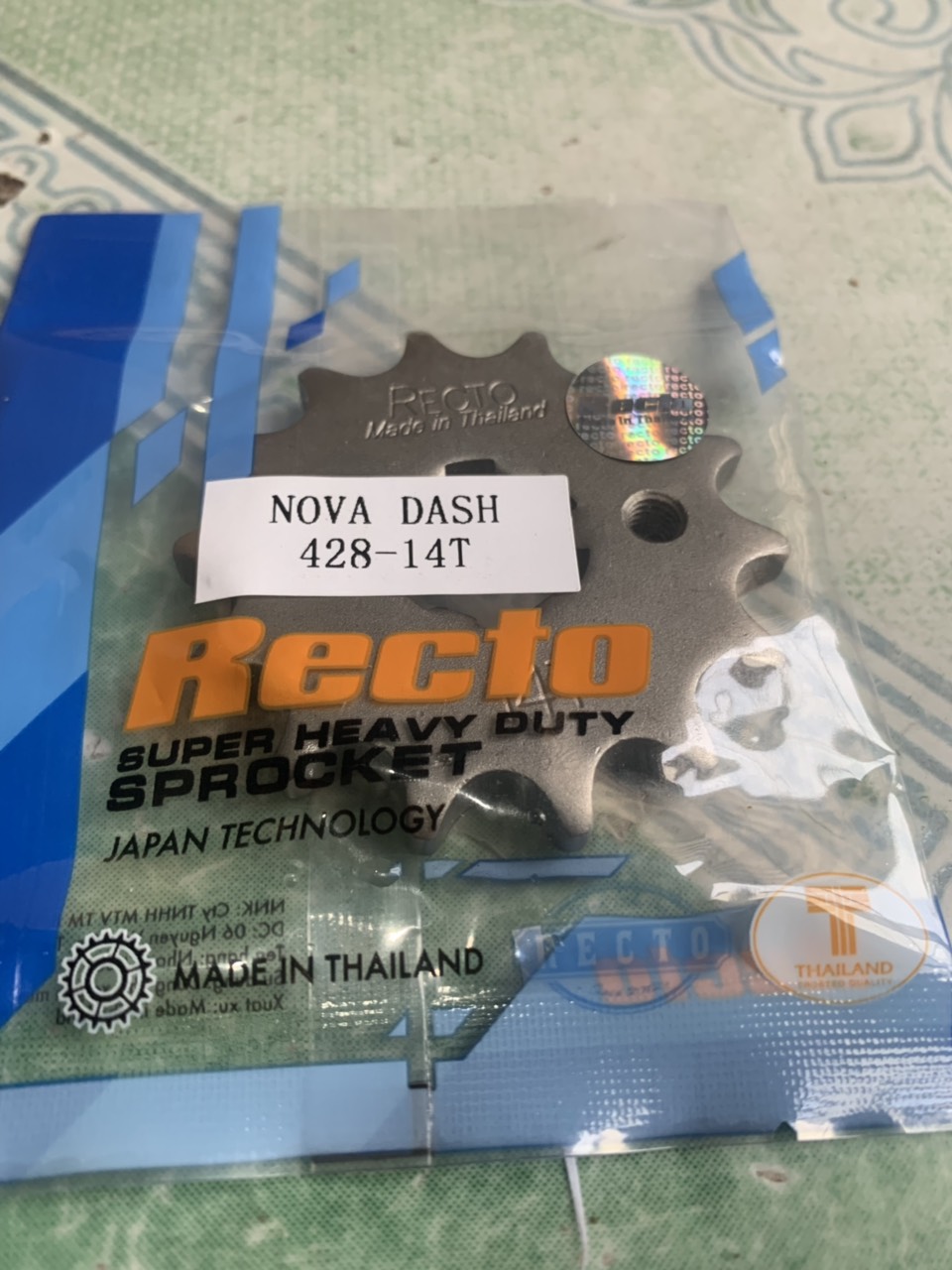 Nhông 14T xe winner hiệu recto