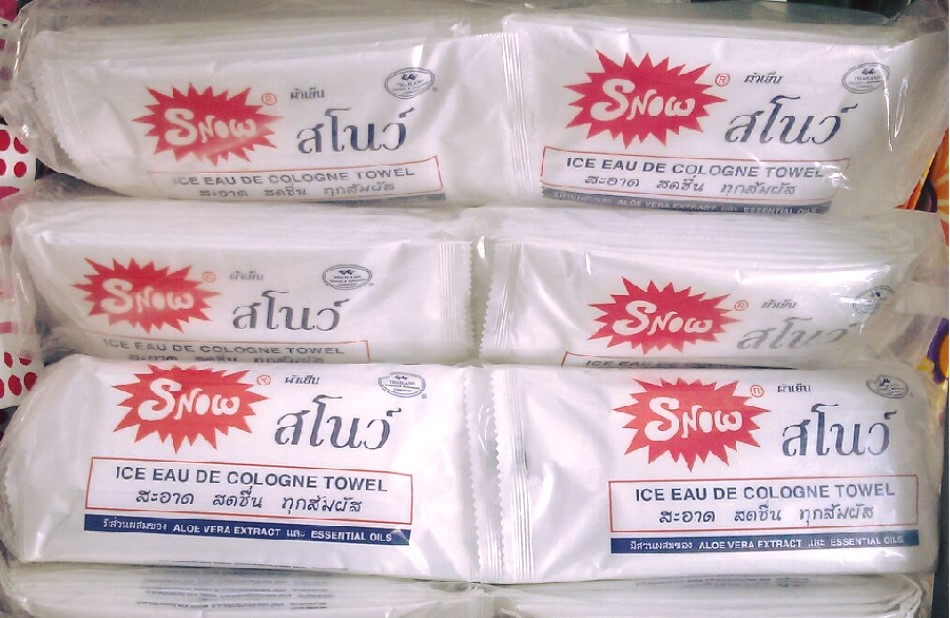 Khăn lạnh SNOW Thái lan bịch 100 cái