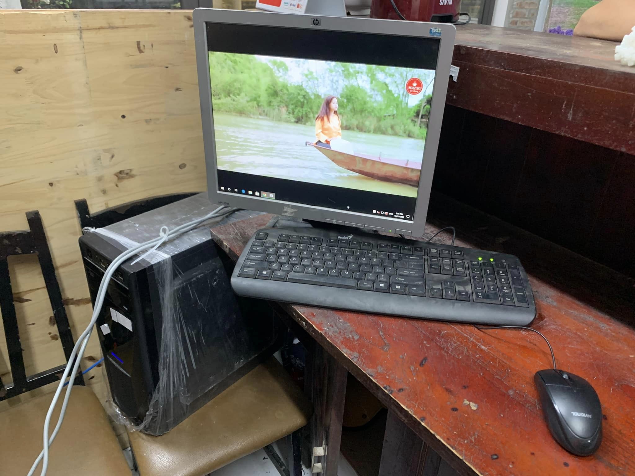 Màn hình máy tính qua sử dụng