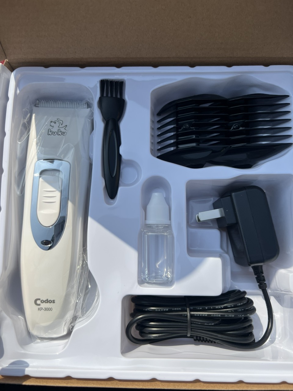 TÔNG ĐƠ CẮT TÓC CODOS KP 3000