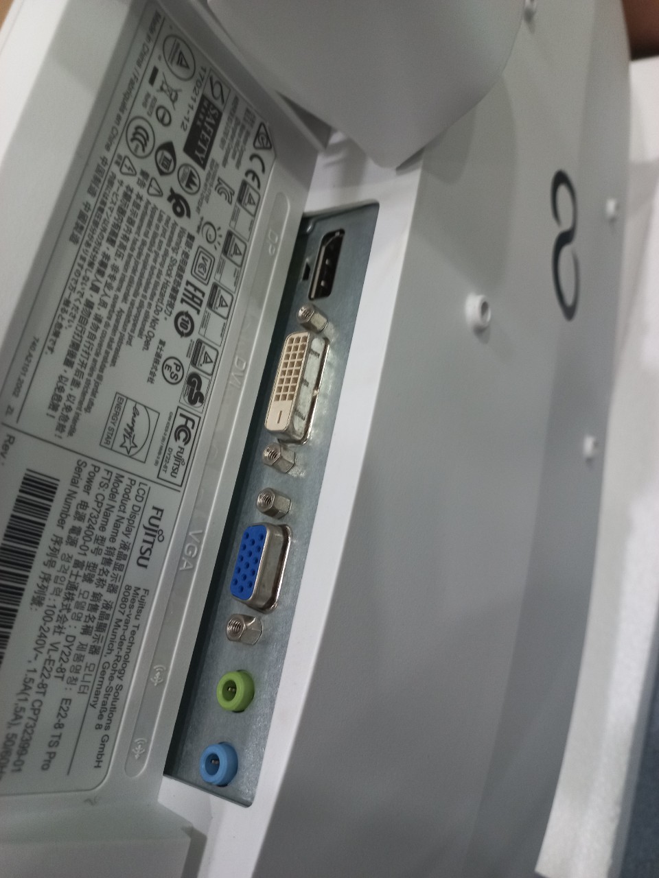 Màn hình FUJITSU E22-8 TS Pro full Hd