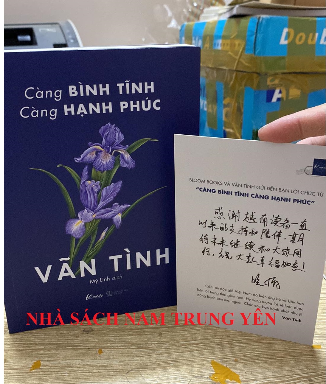 Sách - Càng Bình Tĩnh Càng Hạnh Phúc - Vãn Tình ( Tặng kèm postcard có lời chúc của tác giả Vãn Tình)