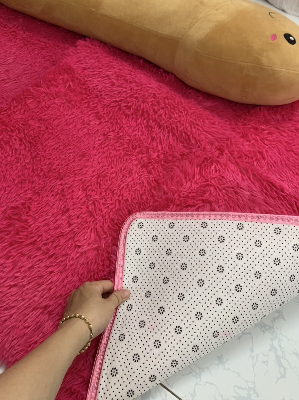 Thảm lông trải sàn phòng ngủ, lót sàn phòng êm mịn chống trơn trượt vải dày loại 1 màu hồng đậm