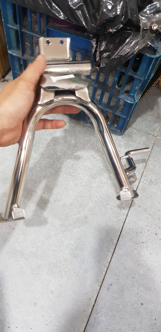 Chống đứng gắn xe Exciter 150 inox sáng bóng, bền, đẹp