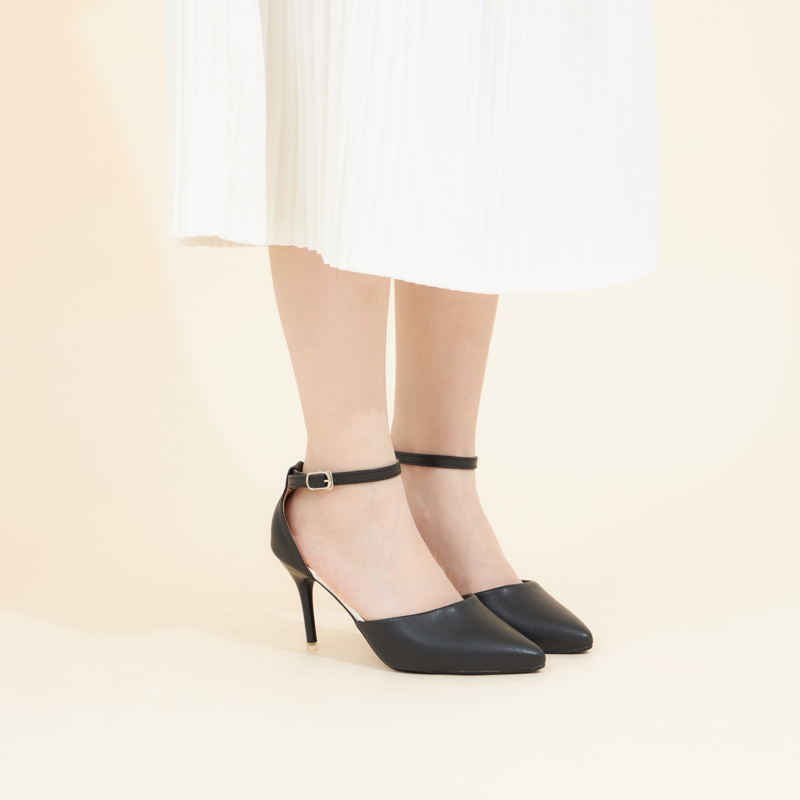 Giày MWC 3738 - Giày Sandal Cao Gót Đế Nhọn 7CM Bít Mũi