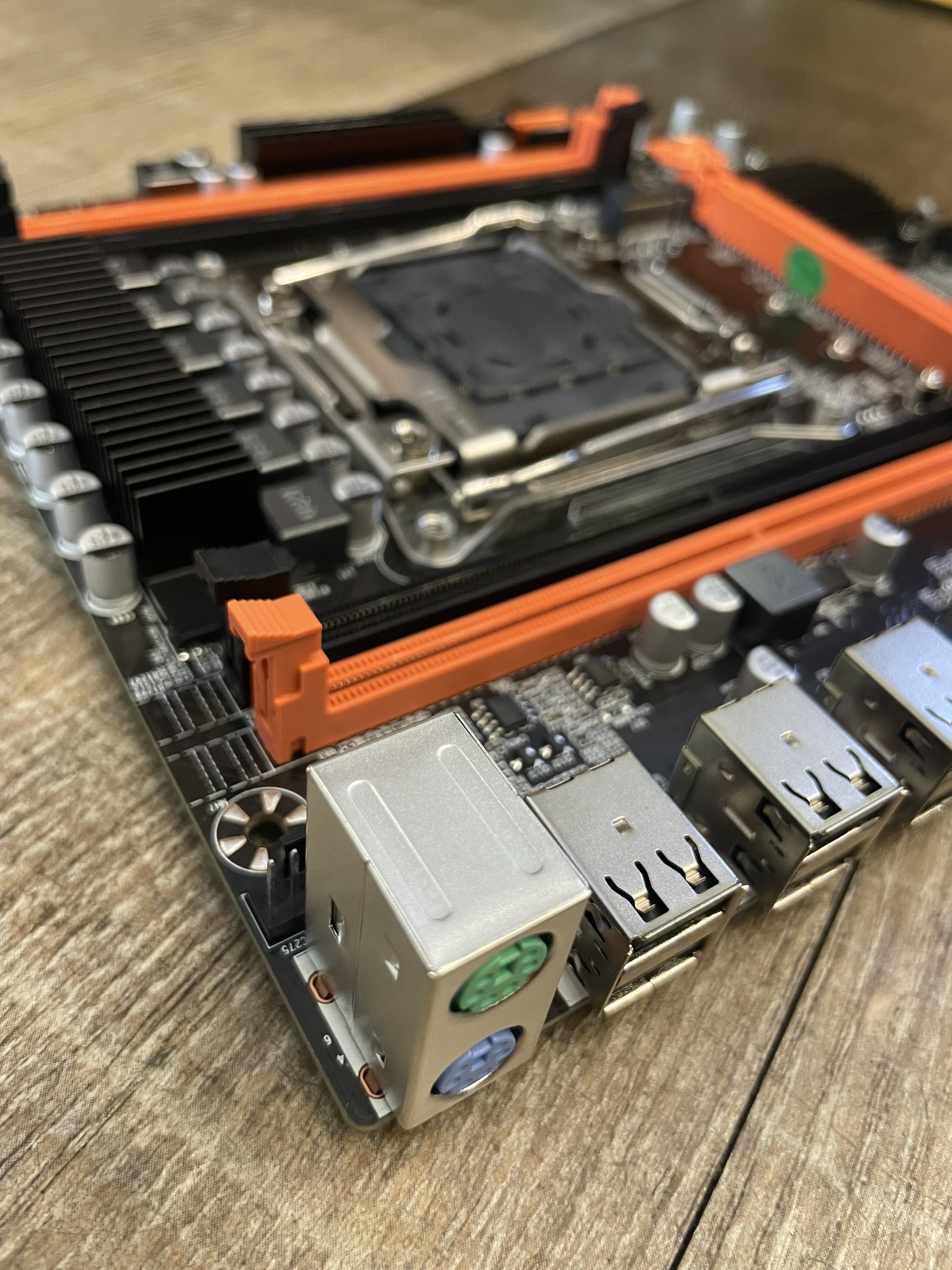 Main X99H DDR3/ DDR4 ECC REG hỗ trợ Xeon E5 v3/v4