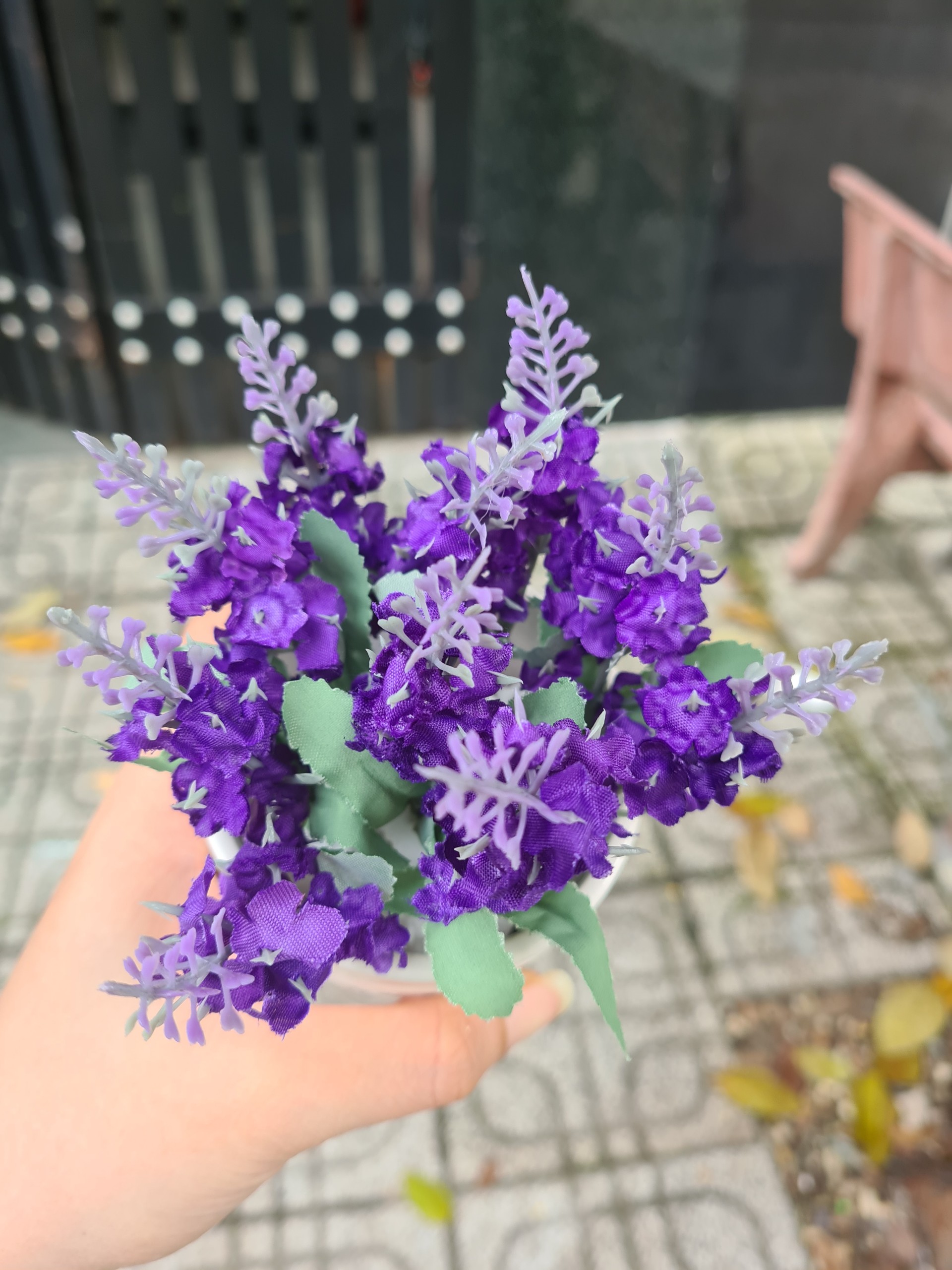 Combo 2 Chậu Hoa Lavender Giả Trang Trí Bàn ( giá kèm chậu )