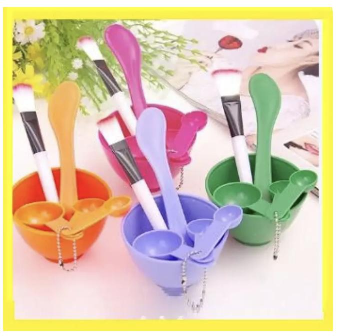 Dụng Cụ Bát Trộn Mặt Nạ ( Màu ngẫu nhiên )