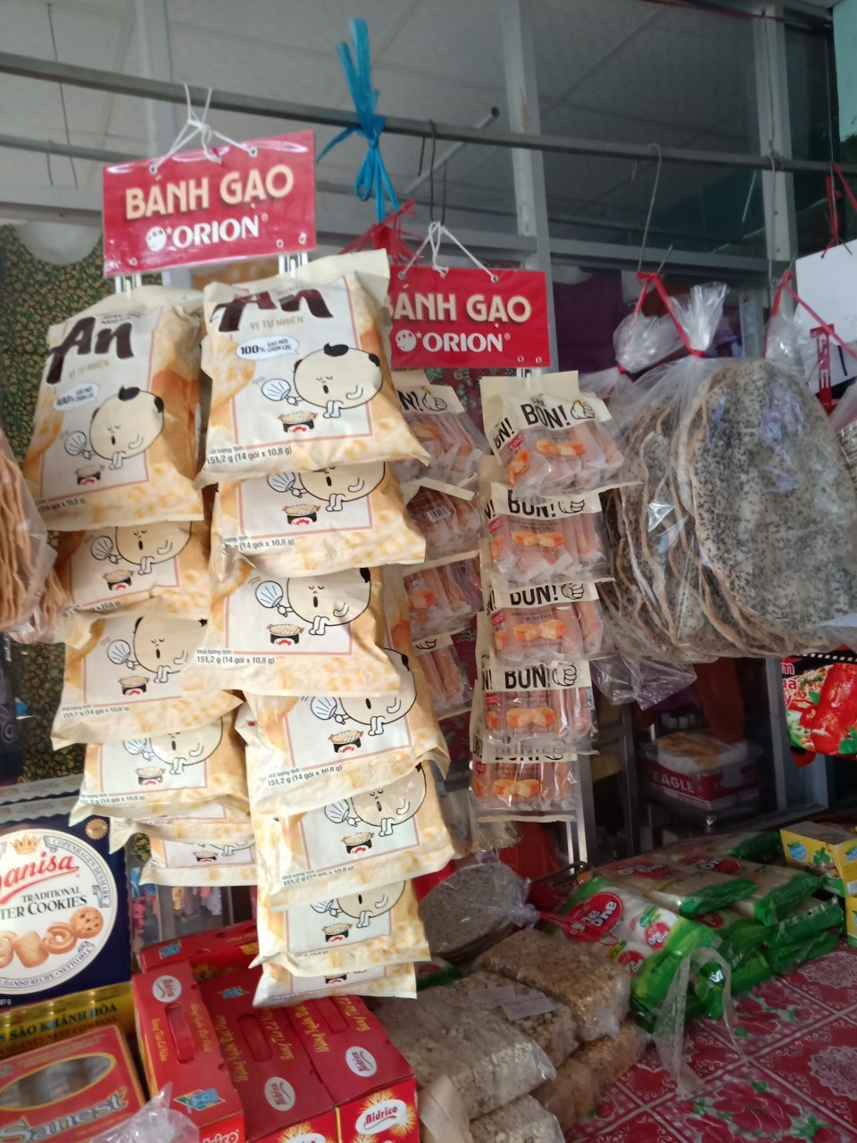 Bánh ăn sáng sợi gà CestBon