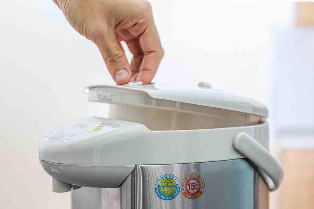 Bình thủy điện Comet CM 3217