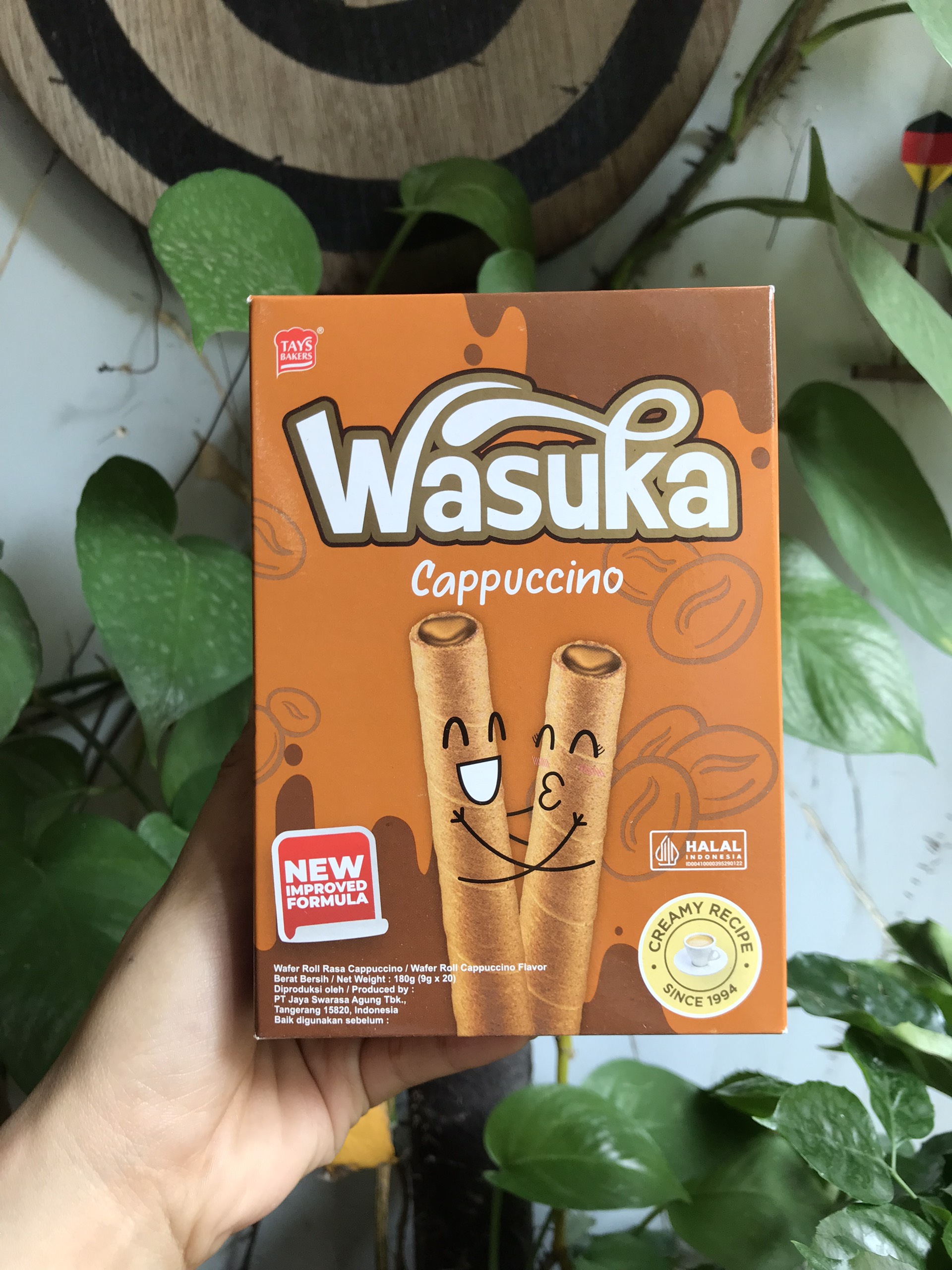 Bánh Quế Wasuka Premium Rolled Wafer Vị Cappuccino (Hộp 180g)