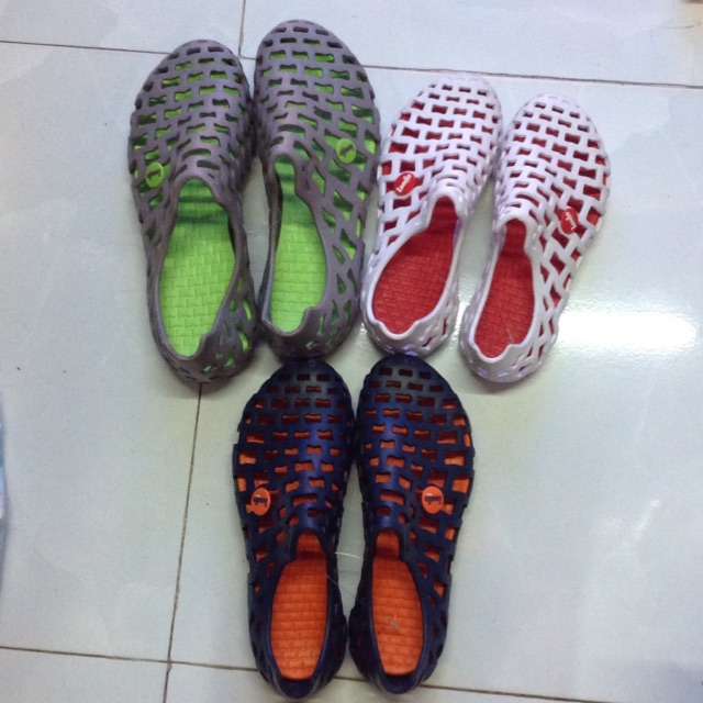 Giày nhựa siêu nhẹ nam nữ(36_44)