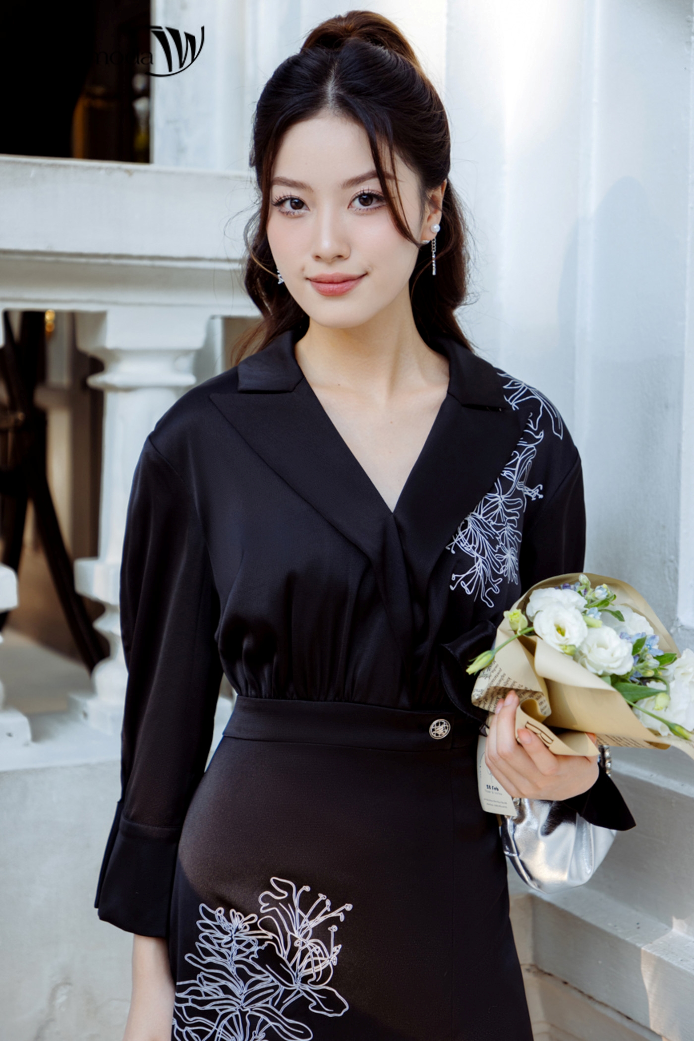 Đầm Lụa Xếp Cổ 2 Ve IVY moda MS 48M7954