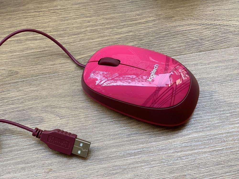 Chuột quang dây Logitech M105 - Pink