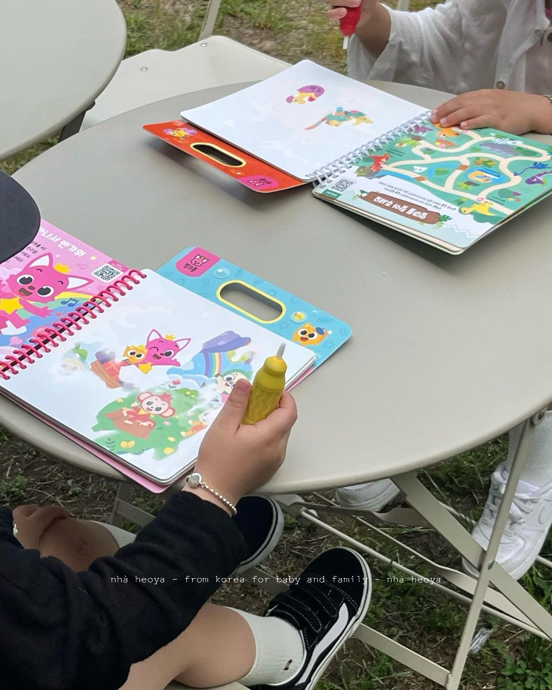 SÁCH TÔ MÀU MA THUẬT MAGIC WATER PINKFONG