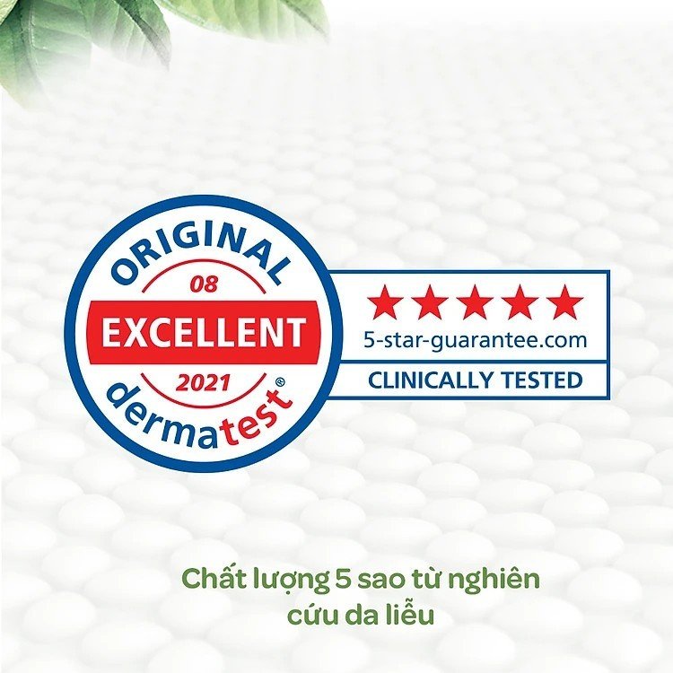 Tã/Bỉm dán siêu cao cấp Huggies Platinum Nature Made size S82 (82 miếng)