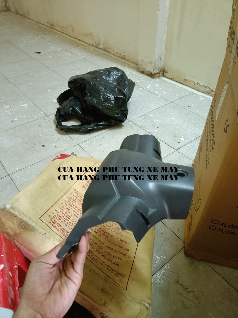 Bợ Cổ Xe Su Viva