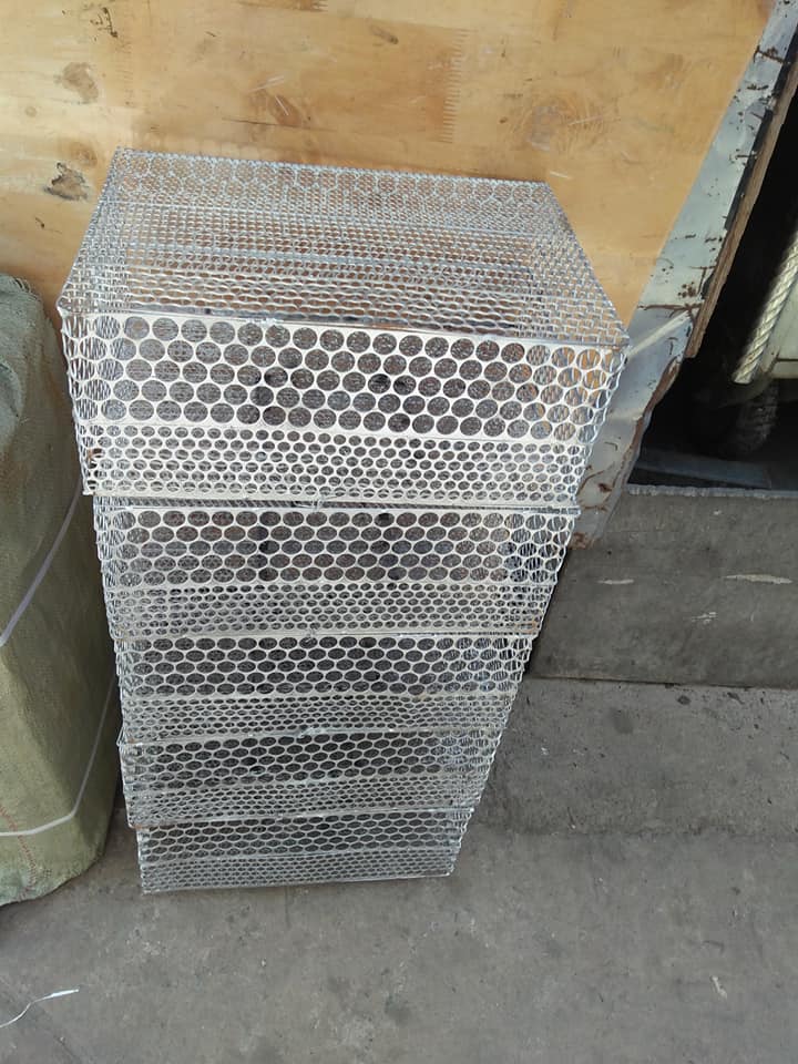 Lồng nhốt gà con vịt con 40 cm
