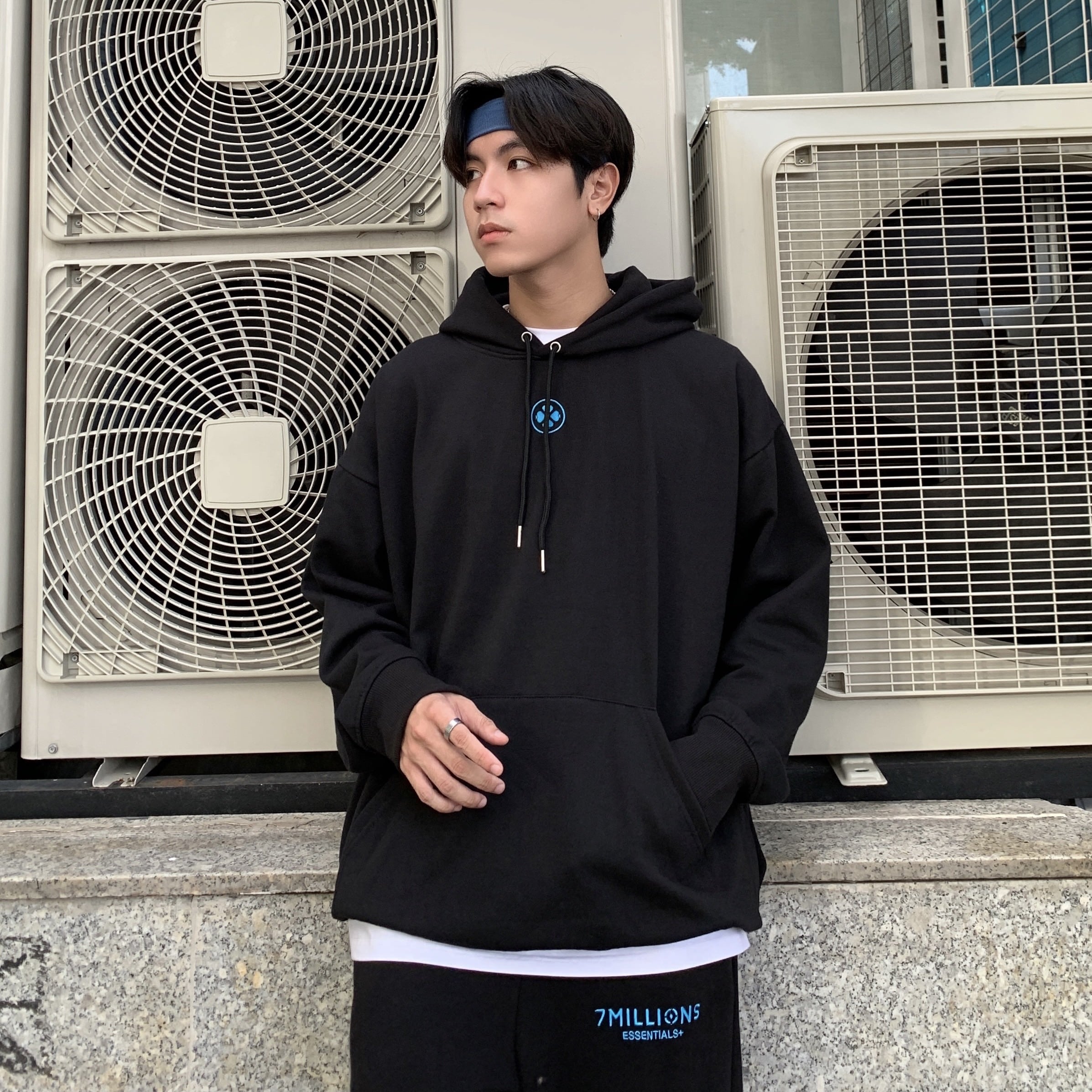 7MILLIONS Hoodie Essential+ / Màu đen / Đi kèm Box