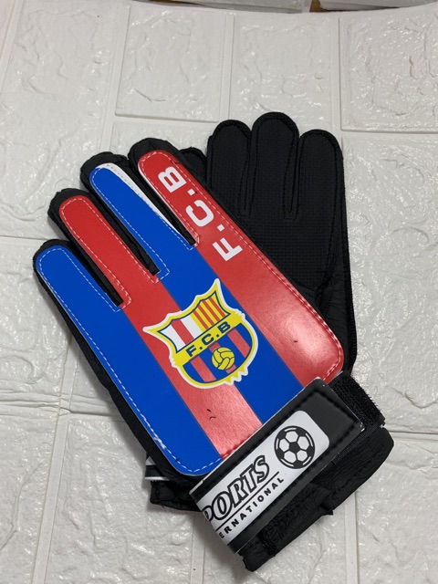 Găng tay thủ môn trẻ em
