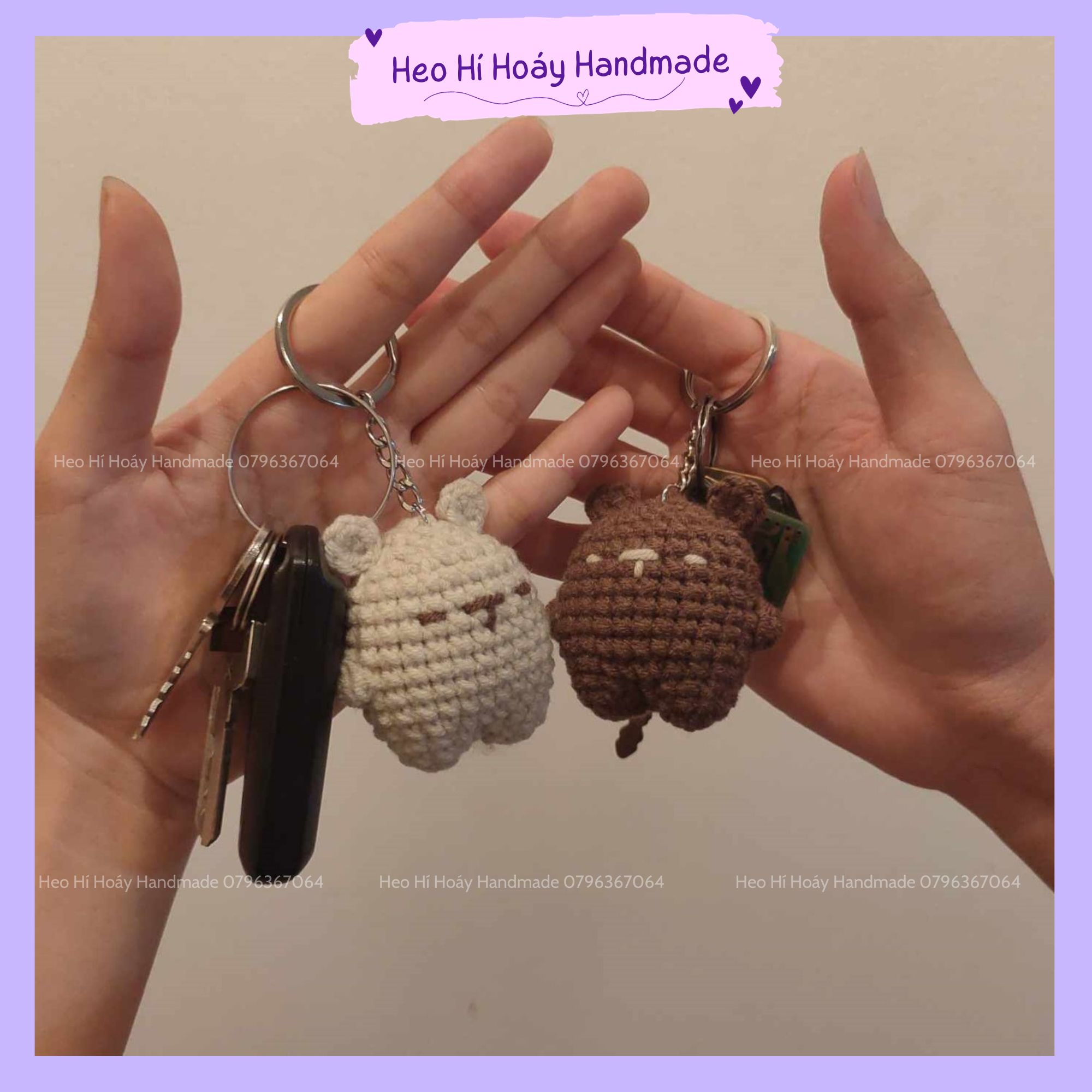Móc khóa cặp đôi gấu bằng len by Heo Hí Hoáy