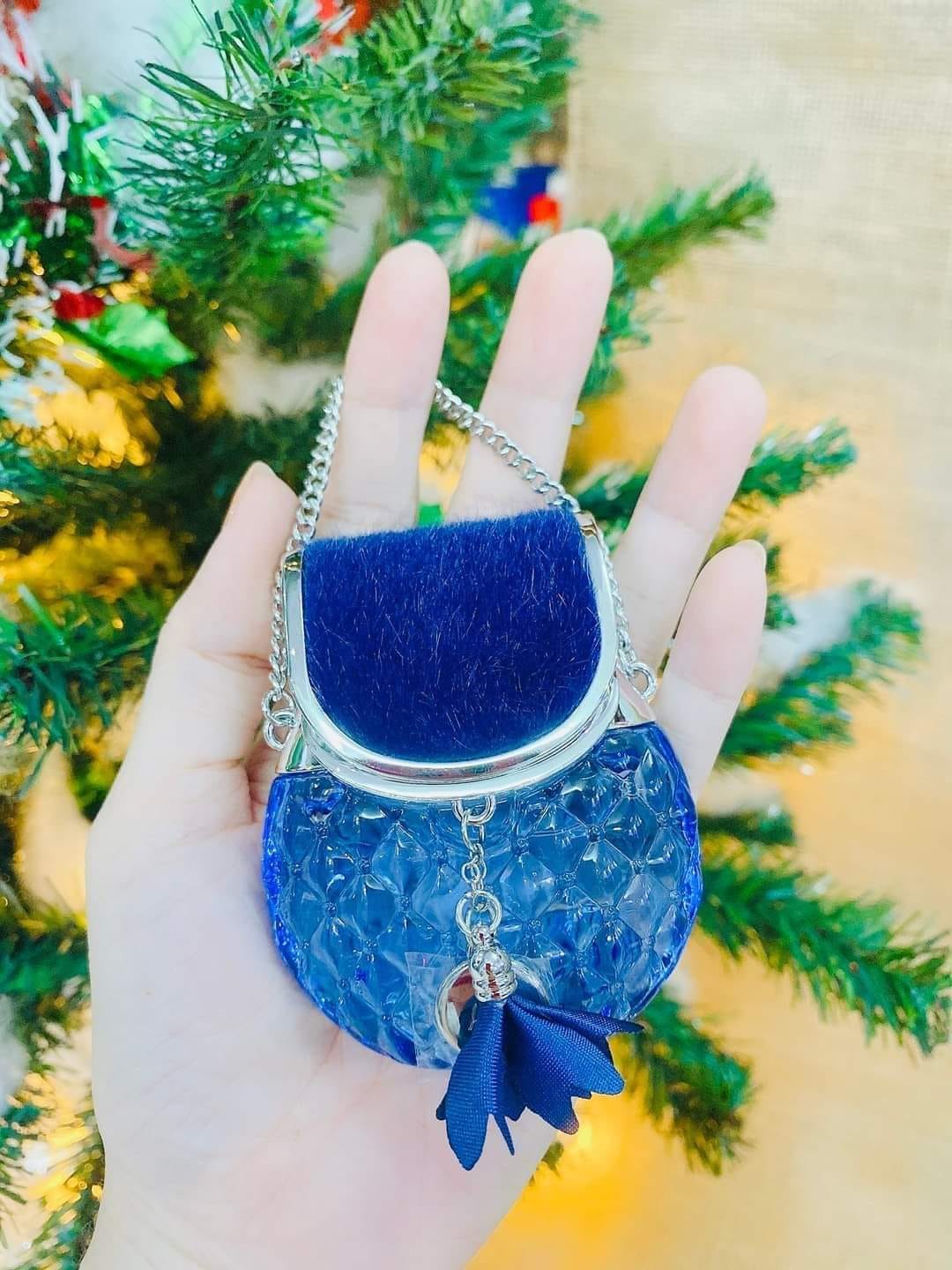 Nước hoa Túi Xách màu Xanh AC
