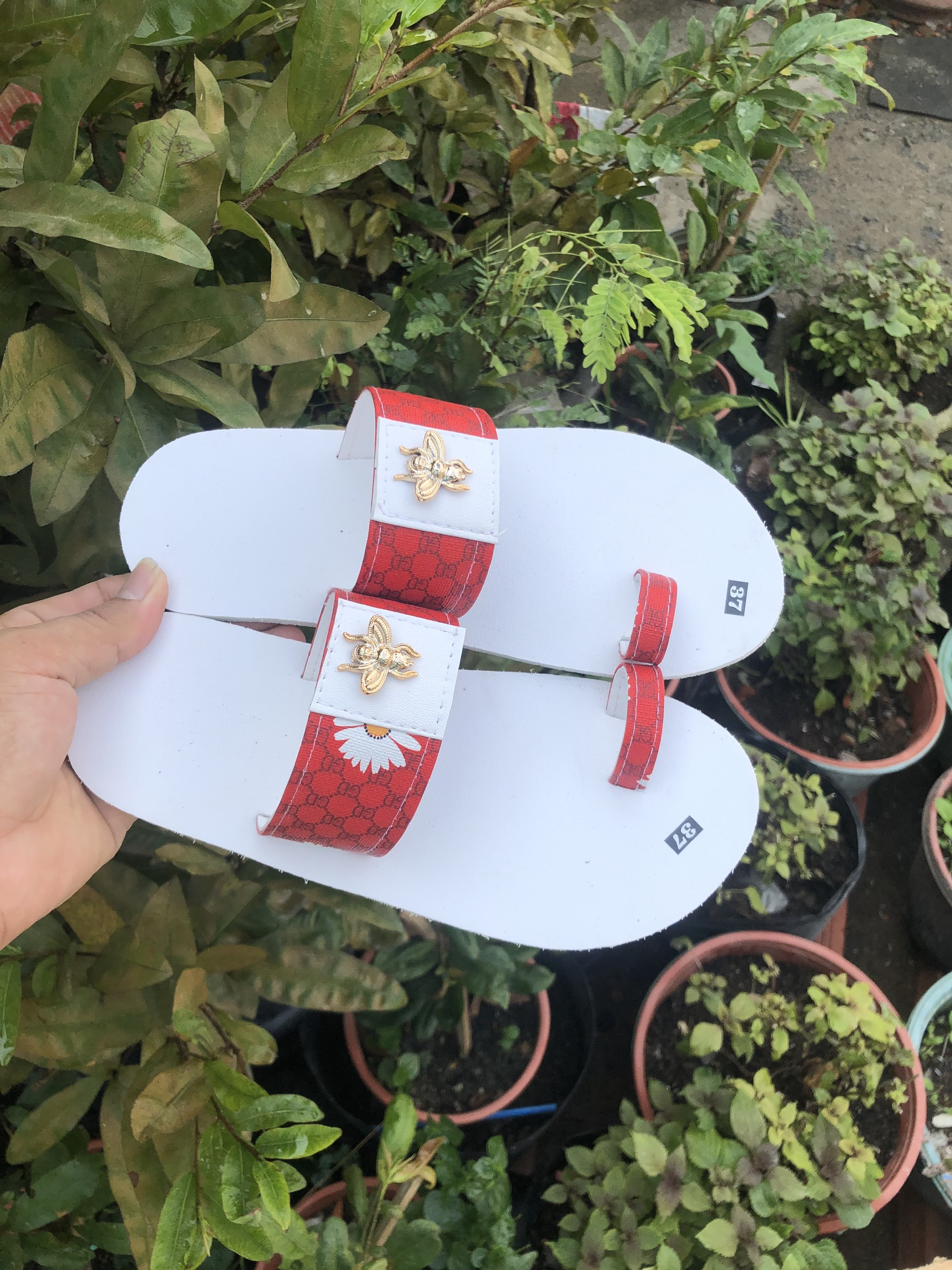 [FREESHIP + HOÀN TIỀN 50K] Dép cặp nam nữ ( đế trắng quai trắng đỏ ) size từ 35 đến 43