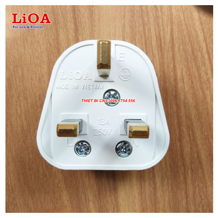 Phích cắm điện 3 chấu LiOA - Tiêu chuẩn châu Âu - Kiểu Anh - PUK