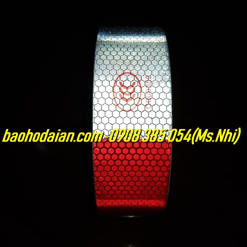 Cuộn băng keo phản quang dán xe hơi