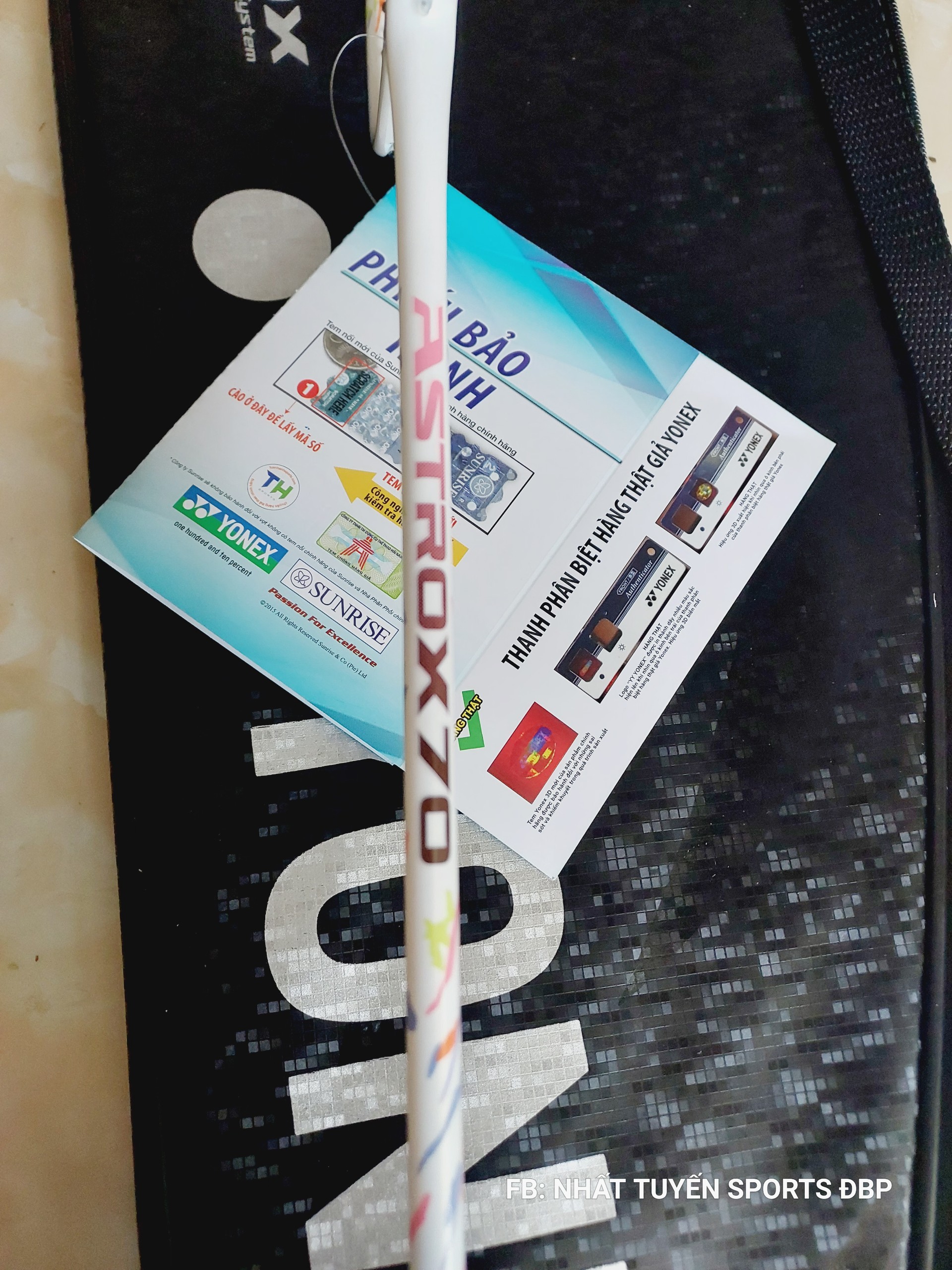 Vợt cầu lông Yonex Astrox 70 (chính hãng)